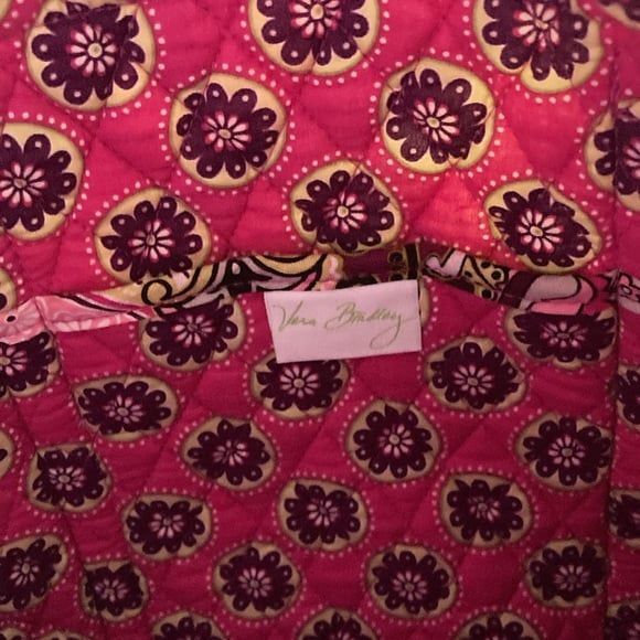 Vera Bradley Small Vera Tote Bag Magenta Retired Print Pattern Carryall Handbag - Picture 12 of 12